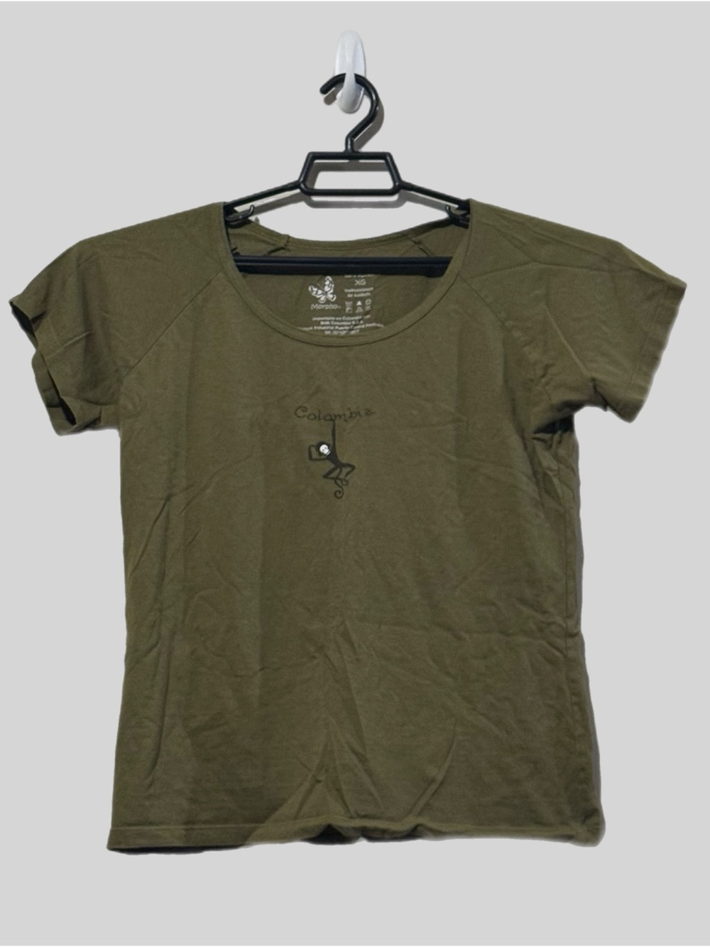 Morpho Colombia Women’s Hanging Monkey Graphic Souvenir T-Shirt XS Green GUC